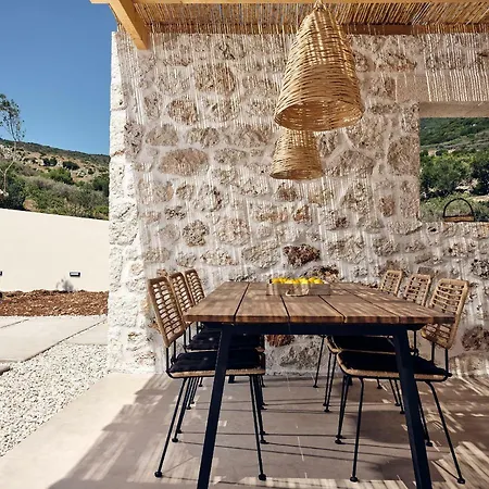 Apaggio Luxury - Private Pool & Stunning Sea Views, By Zantewize 빌라 아기오스니콜라우스