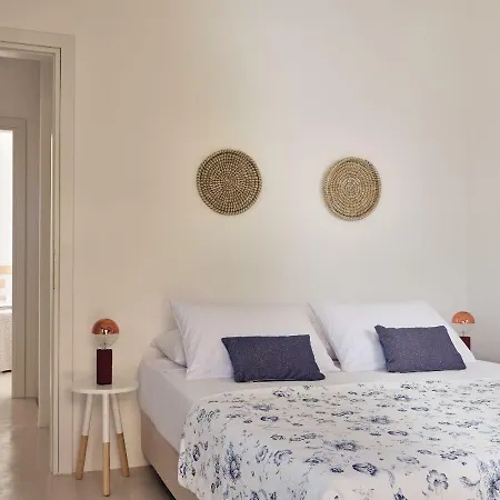 Apaggio * Ayos Nikolaos