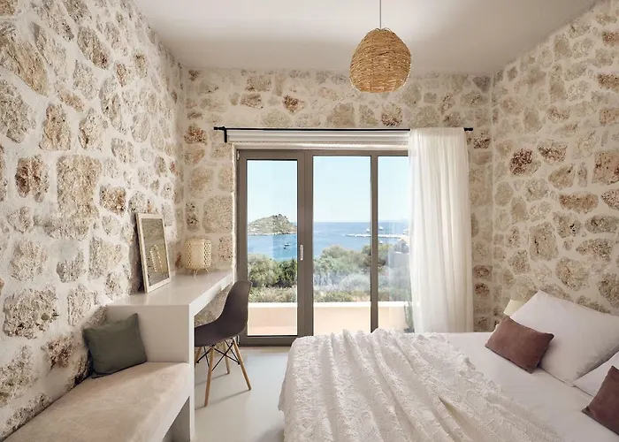 Apaggio Luxury - Private Pool & Stunning Sea Views, By Zantewize Agios Nikolaos (Zakynthos)