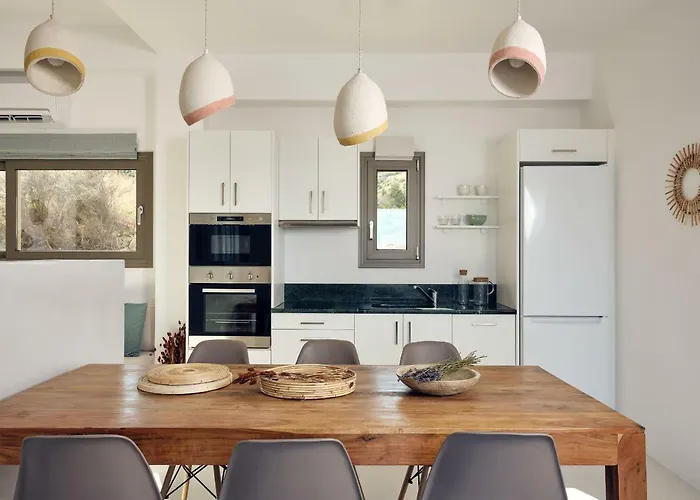 Villa Apaggio Luxury - Private Pool & Stunning Sea Views, By Zantewize Agios Nikolaos (Zakynthos)