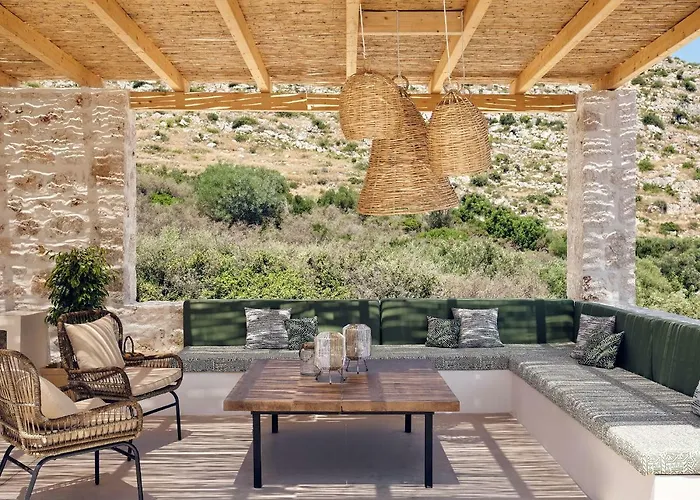 Apaggio Luxury - Private Pool & Stunning Sea Views, By Zantewize * Agios Nikolaos (Zakynthos)