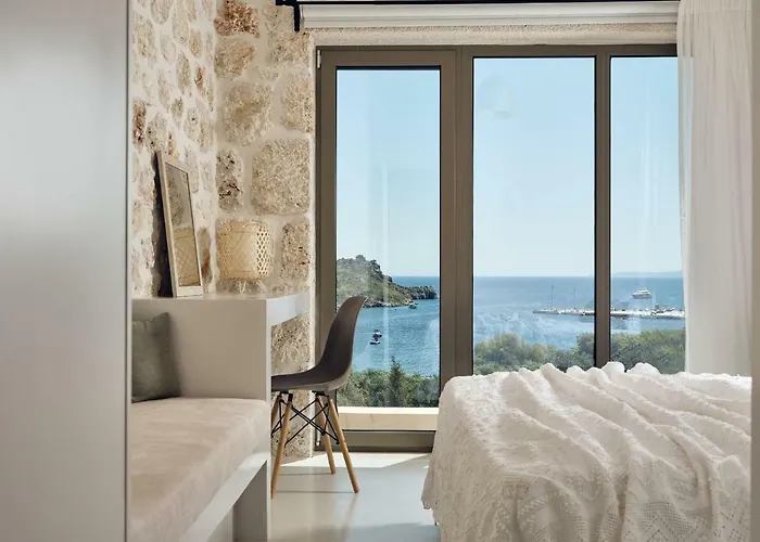 Apaggio Luxury - Private Pool & Stunning Sea Views, By Zantewize * Agios Nikolaos (Zakynthos)