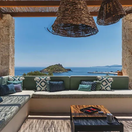 Apaggio Luxury - Private Pool & Stunning Sea Views, By Zantewize Agios Nikolaos (Zakynthos)