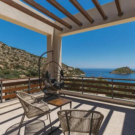 Apaggio Luxury - Private Pool & Stunning Sea Views, By Zantewize Villa