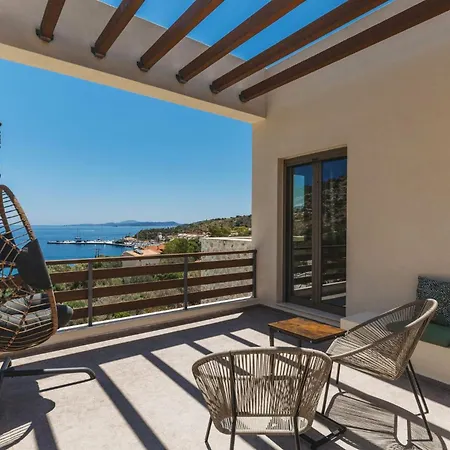 Villa Apaggio Luxury - Private Pool & Stunning Sea Views, By Zantewize Agios Nikolaos (Zakynthos)