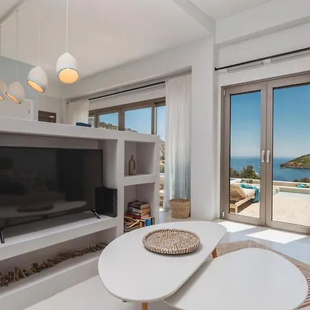 Villa Apaggio Luxury - Private Pool & Stunning Sea Views, By Zantewize Agios Nikolaos (Zakynthos)