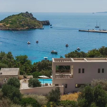 Apaggio Luxury - Private Pool & Stunning Sea Views, By Zantewize Villa