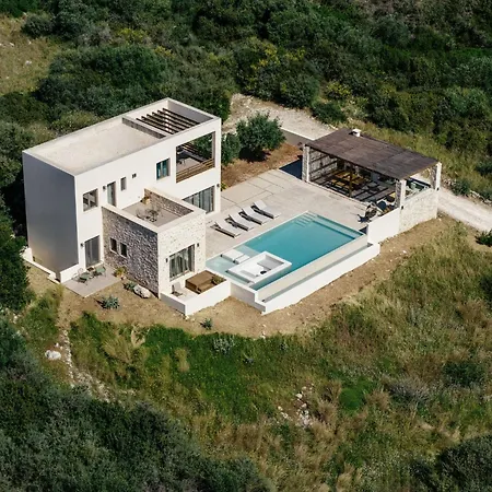 Apaggio Luxury - Private Pool & Stunning Sea Views, By Zantewize * Agios Nikolaos (Zakynthos)
