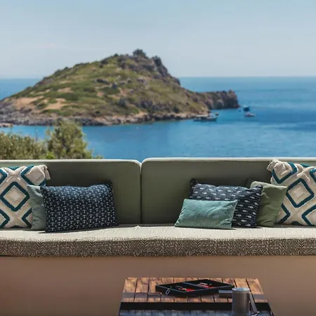 Apaggio Luxury - Private Pool & Stunning Sea Views, By Zantewize Villa