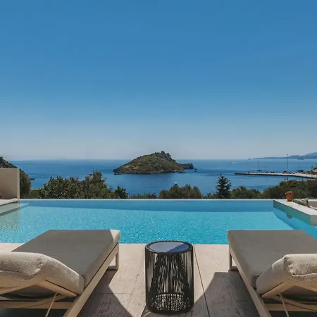 Apaggio Luxury - Private Pool & Stunning Sea Views, By Zantewize Villa *