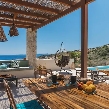 Apaggio Luxury - Private Pool & Stunning Sea Views, By Zantewize * Agios Nikolaos (Zakynthos)