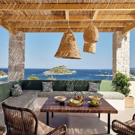 Apaggio Luxury - Private Pool & Stunning Sea Views, By Zantewize *