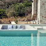 Apaggio Luxury - Private Pool & Stunning Sea Views, By Zantewize * 아기오스니콜라우스