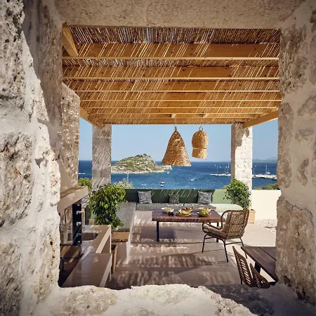 Villa Apaggio Luxury - Private Pool & Stunning Sea Views, By Zantewize Ájosz Nikólaosz